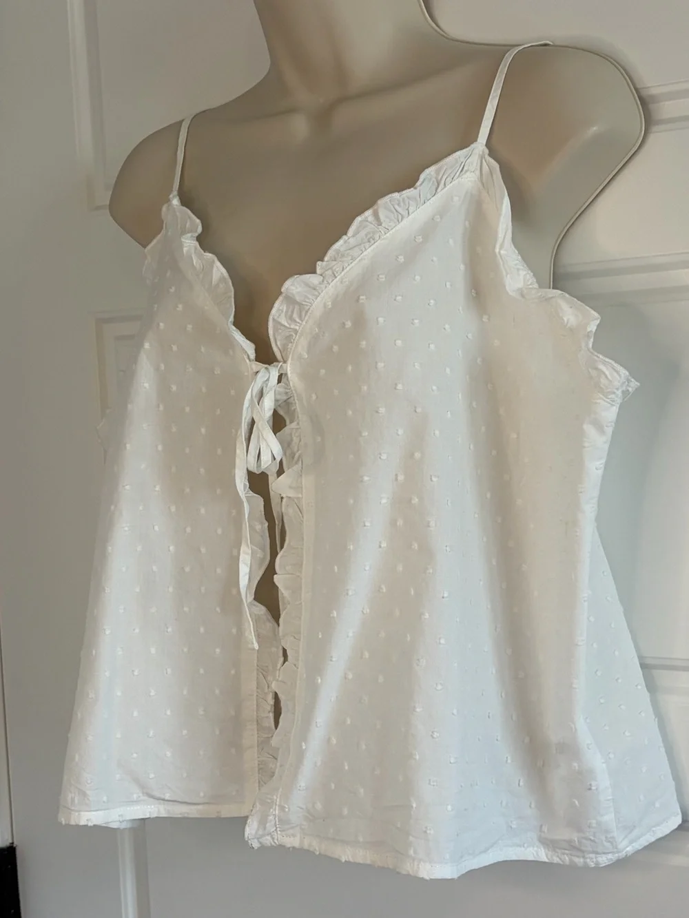Colsie white swiss